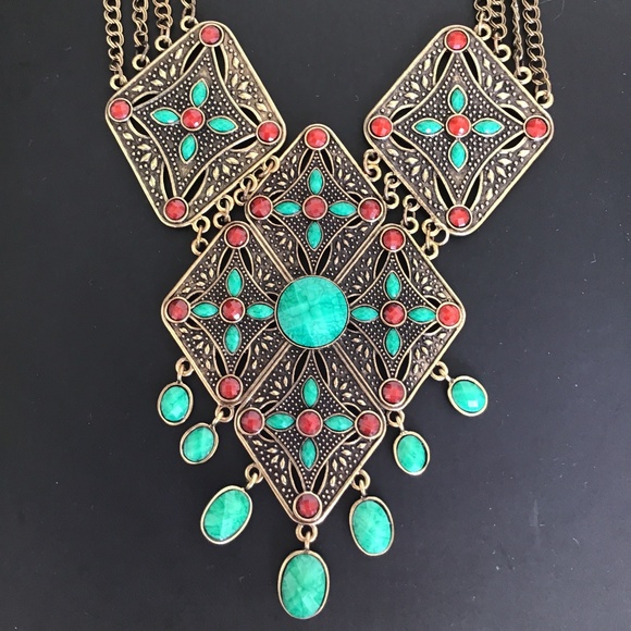 Amrita Singh Simulated turquoise and dark coral colour large statement necklace - Picture 2 of 6